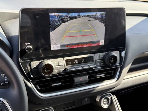 Used 2026 Toyota Grand Highlander FWD image 21
