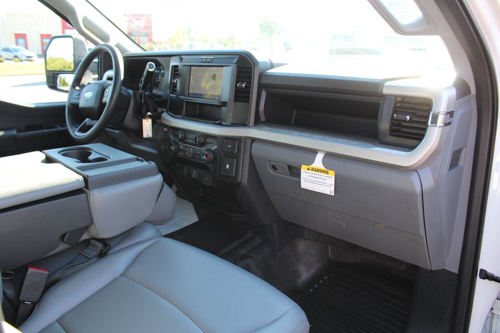 Used 2025 Ford F250 XL w/ XL Off-Road Package AWD/4WD image 21