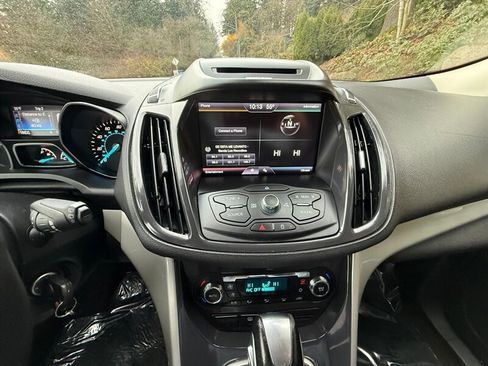 Used 2013 Ford Escape SEL image 17