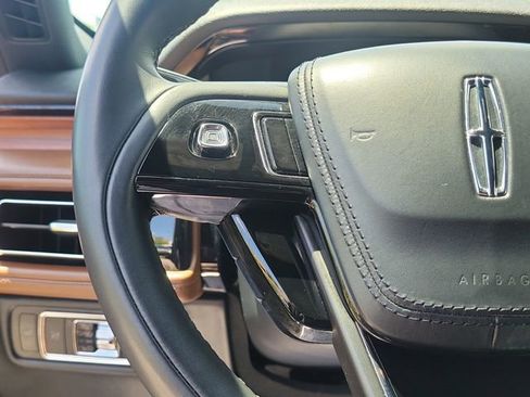 Certified 2022 Lincoln Aviator Reserve RWD image 23