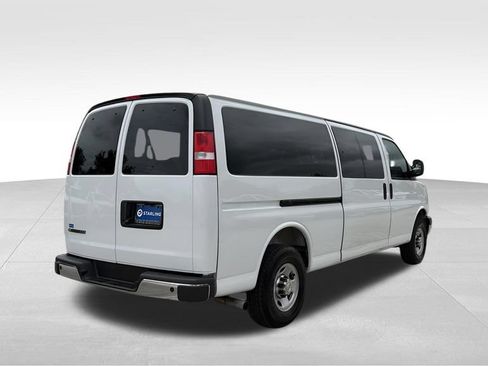Used 2025 Chevrolet Express 3500 LT w/ LT Preferred Equipment Group RWD image 9