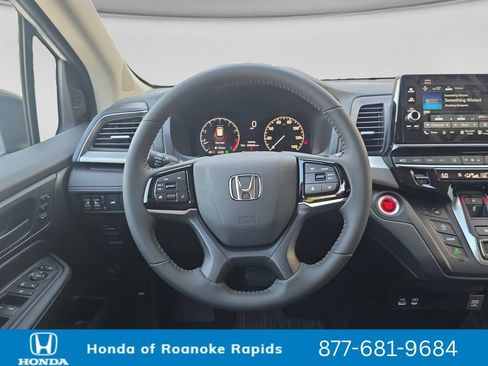 New 2026 Honda Odyssey EX-L image 13