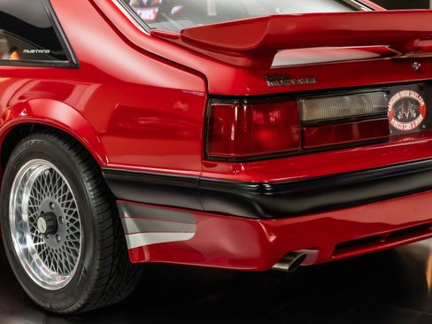Used 1988 Ford Mustang LX RWD image 35