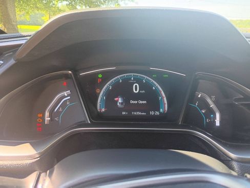 Used 2019 Honda Civic EX image 16