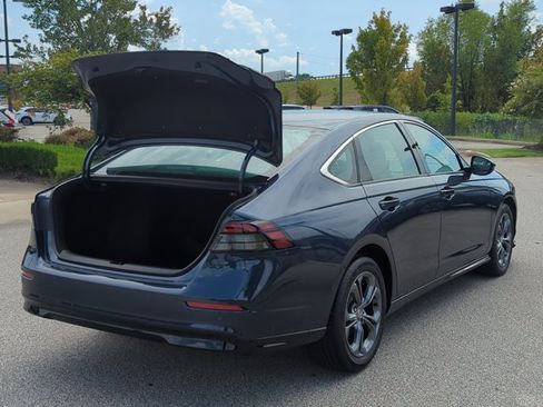 Used 2026 Honda Accord EX-L image 8