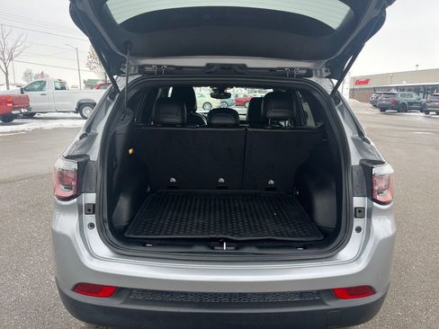 Used 2022 Jeep Compass Altitude w/ Convenience Group image 27