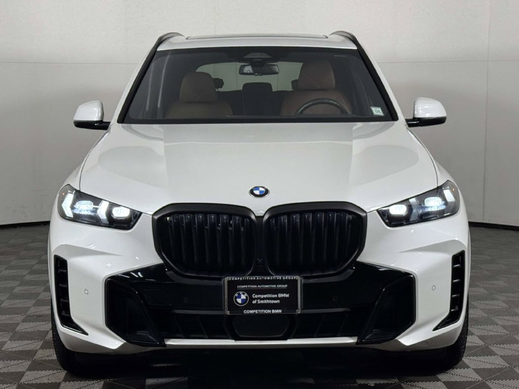 Used 2026 BMW X5 xDrive40i w/ M Sport Package AWD/4WD image 6