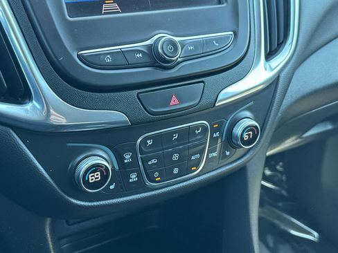 Used 2020 Chevrolet Equinox LT AWD/4WD image 20
