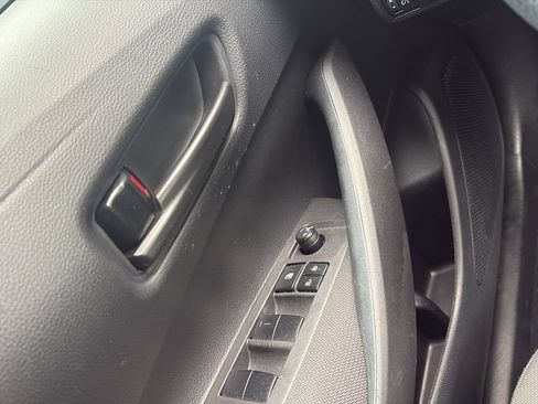 Used 2024 Toyota Corolla LE FWD image 17