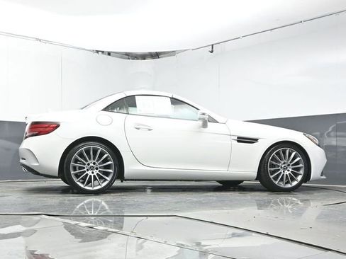 Used 2020 Mercedes-Benz SLC 300 SLC 300 image 33