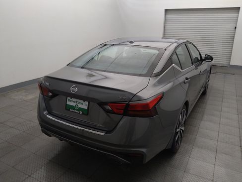 Used 2022 Nissan Altima 2.5 SR FWD image 7