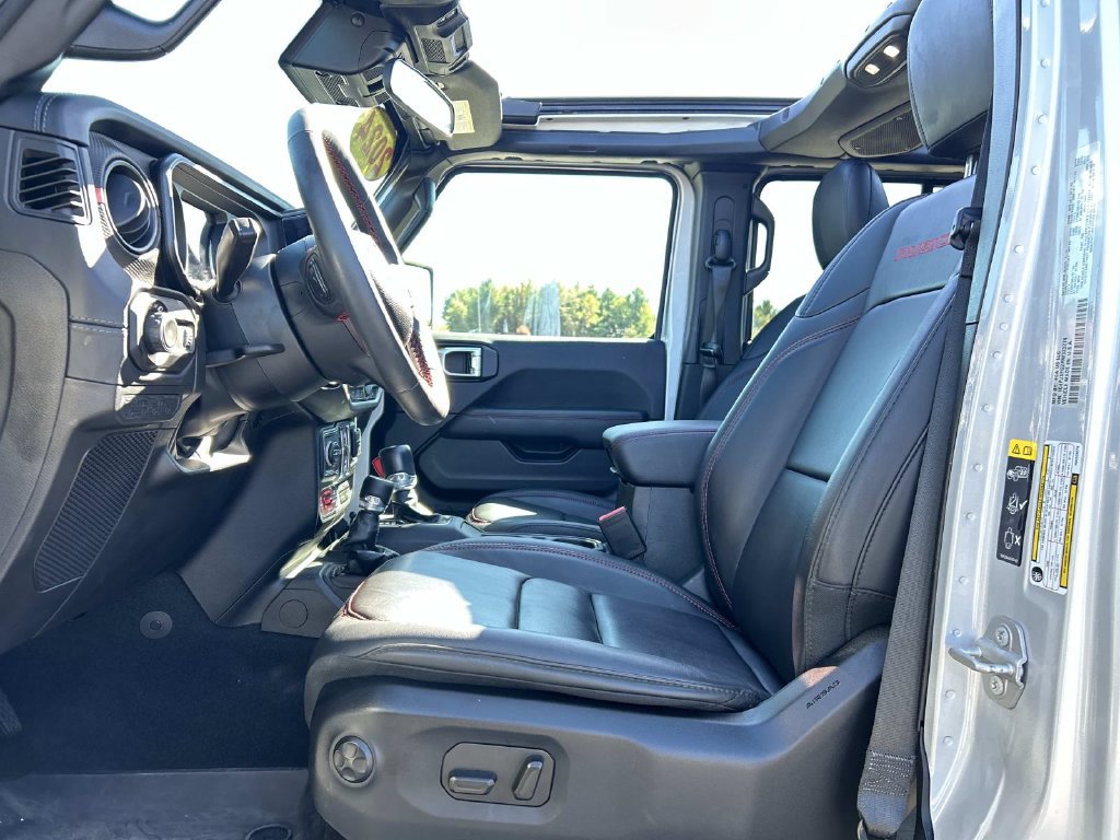 Certified 2024 Jeep Wrangler Unlimited Rubicon w/ Convenience Group AWD/4WD image 13