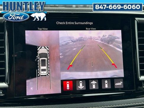 Used 2024 Chrysler Pacifica Limited FWD image 20