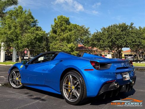 Used 2019 Ferrari 488 Spider RWD image 44