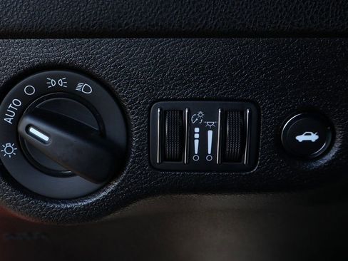 Used 2023 Dodge Charger R/T w/ Harman/Kardon Audio Group image 17