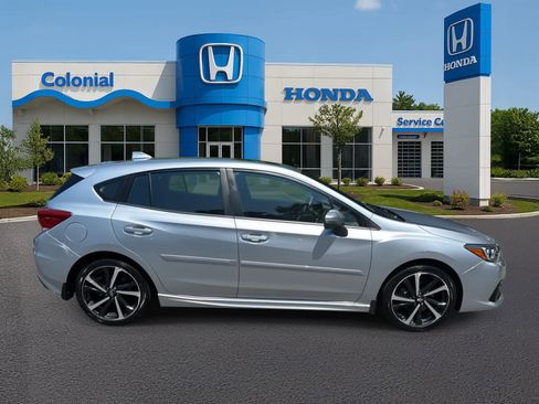 Used 2022 Subaru Impreza 2.0i Sport image 8