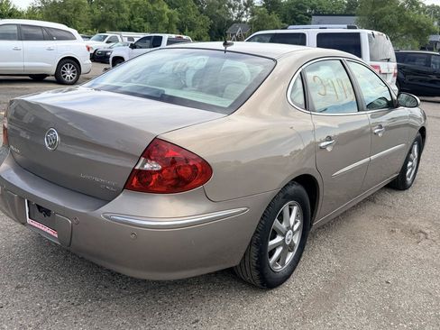 Used 2007 Buick LaCrosse CXL w/ Driver Confidence Package FWD image 5