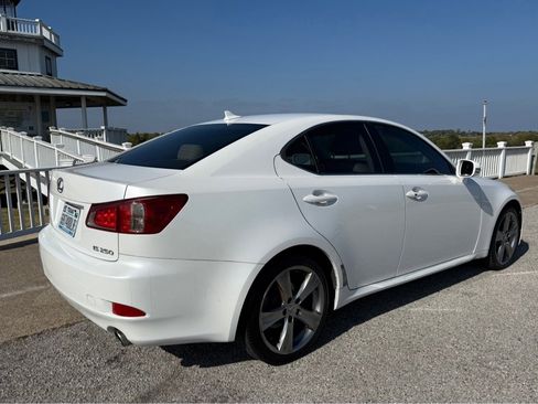 Used 2012 Lexus IS 250 w/ Premium Pkg Value Edition RWD image 5