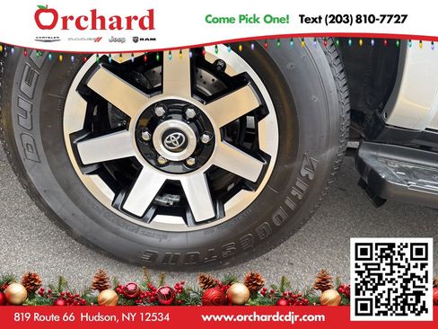 Used 2020 Toyota 4Runner TRD Off-Road Premium image 10