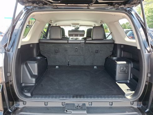 Used 2022 Toyota 4Runner TRD Sport AWD/4WD image 29