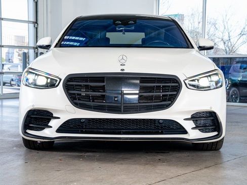 Used 2023 Mercedes-Benz S 580 4MATIC Sedan image 3
