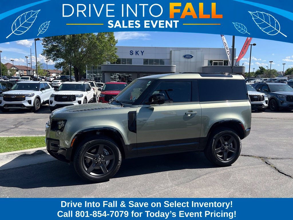 Used 2023 Land Rover Defender 90 X-Dynamic SE AWD/4WD image 1