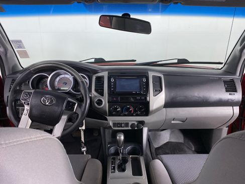 Used 2014 Toyota Tacoma 4x4 Double Cab w/ TRD Off-Road Package image 19