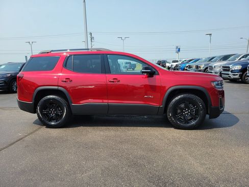 Used 2022 GMC Acadia AT4 w/ Technology Package AWD/4WD image 3