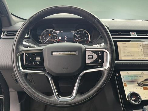 Used 2022 Land Rover Range Rover Velar R-Dynamic S image 21