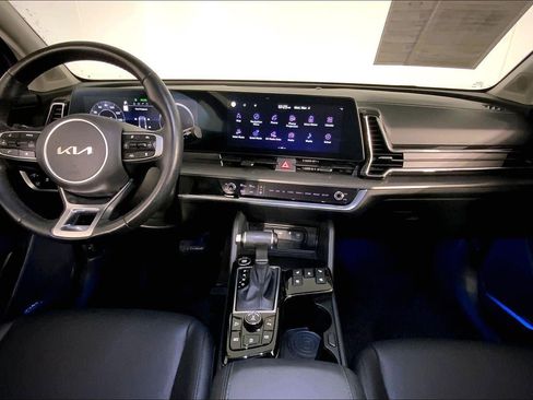 Certified 2023 Kia Sportage SX image 15