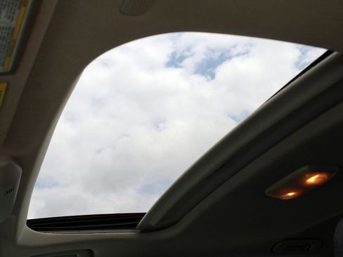 Used 2019 Toyota Tundra Limited w/ Limited Premium Package image 13