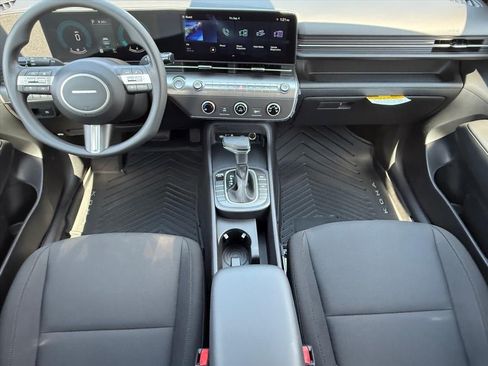 New 2027 Hyundai Kona SE FWD image 14