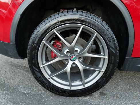 Used 2018 Alfa Romeo Stelvio Ti Sport image 84