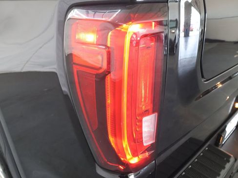 Used 2021 GMC Sierra 1500 Denali w/ Denali Ultimate Package AWD/4WD image 30