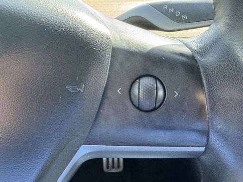 Used 2020 Tesla Model 3 Performance image 15