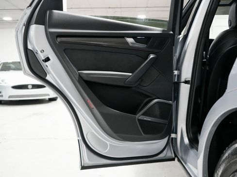 Used 2023 Audi SQ5 Premium Plus image 27