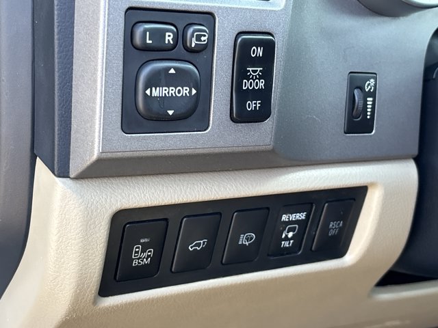 Used 2013 Toyota Sequoia Platinum AWD/4WD image 32