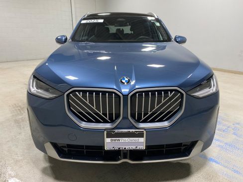 Used 2025 BMW X3 xDrive30i AWD/4WD image 3