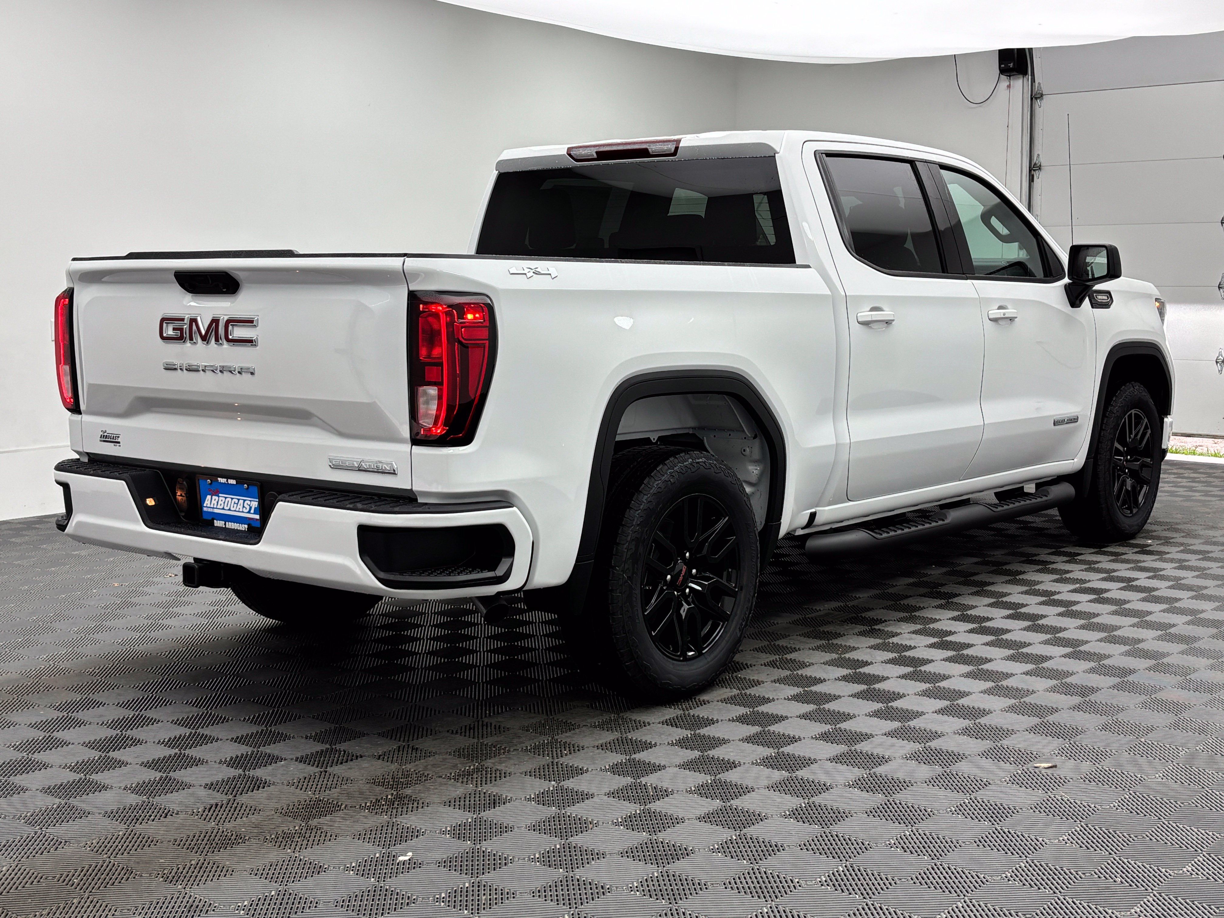 New 2026 GMC Sierra 1500 Elevation w/ Elevation Select Package AWD/4WD image 7