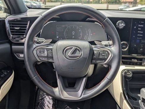 Used 2023 Lexus NX 250 FWD image 16