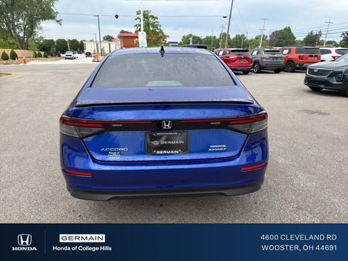 Used 2024 Honda Accord Sport image 7