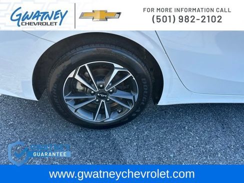 Used 2023 Kia Forte LXS FWD image 11