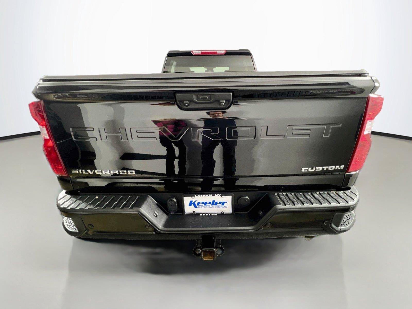 Used 2025 Chevrolet Silverado 2500 Custom w/ Custom Value Package AWD/4WD image 5