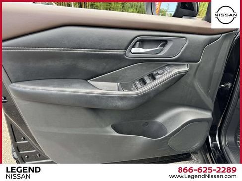 Certified 2023 Nissan Rogue SV w/ SV Premium B Package AWD/4WD image 18