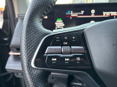 Used 2024 Nissan Ariya FWD image 18