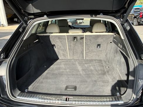 Used 2019 Audi e-tron Premium Plus AWD/4WD image 25