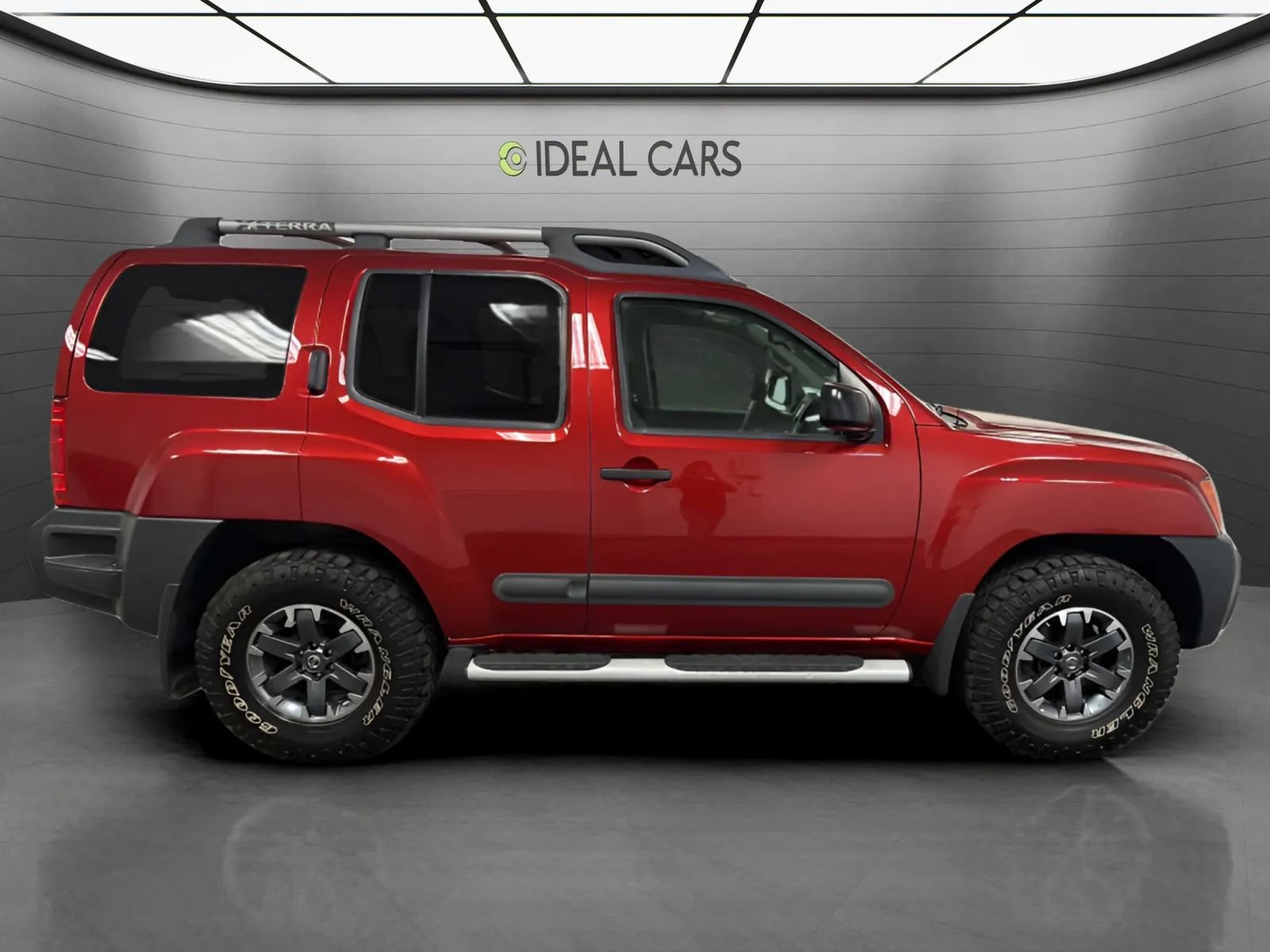 Used 2015 Nissan Xterra PRO-4X w/ Nevada Tow Package AWD/4WD image 4