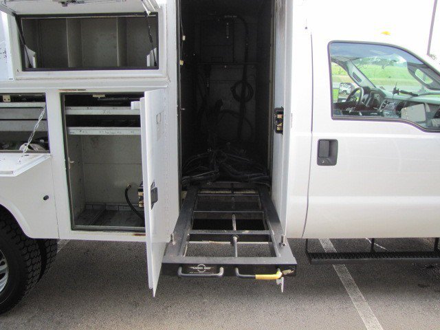 Used 2011 Ford F550 2WD Regular Cab Super Duty w/ Payload Upgrade Pkg image 16