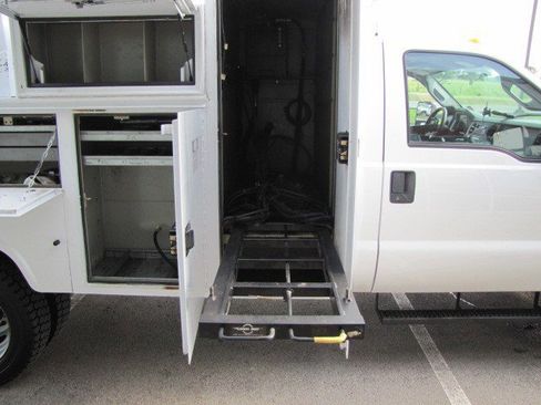 Used 2011 Ford F550 2WD Regular Cab Super Duty w/ Payload Upgrade Pkg image 16