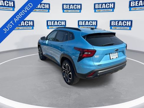 New 2026 Chevrolet Trax RS w/ Sunroof Package FWD image 6